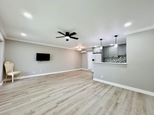 15 Bedford A, West Palm Beach FL 33417 - West Palm Beach, FL - Photo 5