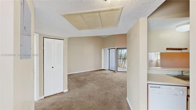 889 Hamilton Dr # 889E, Homestead FL 33034 - Homestead, FL - Photo 5