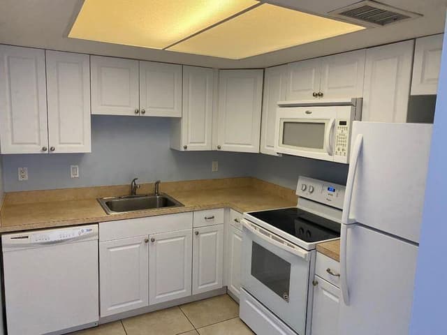 120 Wettaw Lane # 112, North Palm Beach FL 33408 - North Palm Beach, FL - Photo 6