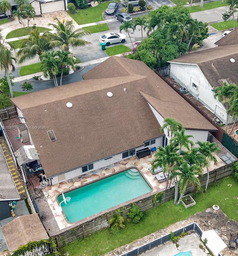 7363 NW 49th St, Lauderhill FL 33319