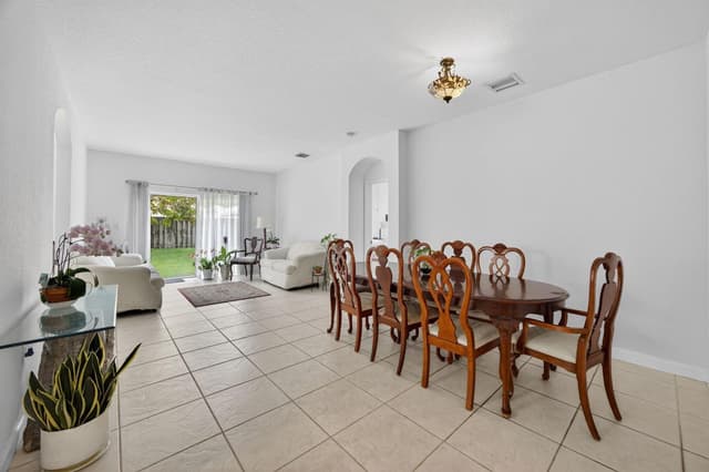 14215 SW 156th Avenue N, Miami FL 33196 - Miami, FL - Photo 6
