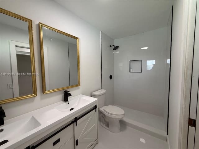 7220 NW 7th St, Plantation FL 33317 - Plantation, FL - Photo 5