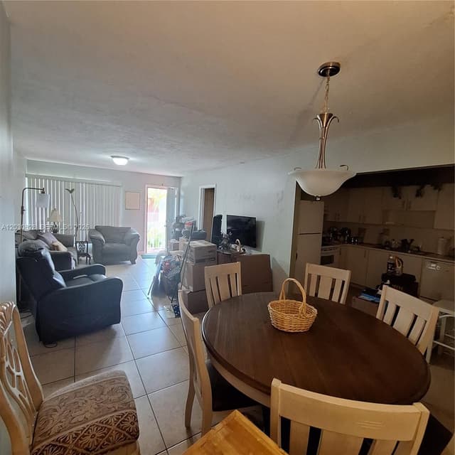 12850 SW 43rd Dr # B, Miami FL 33175 - Miami, FL - Photo 6