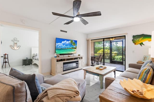 10110 Cedar Point Boulevard # 102, Boynton Beach FL 33437 - Boynton Beach, FL - Photo 2