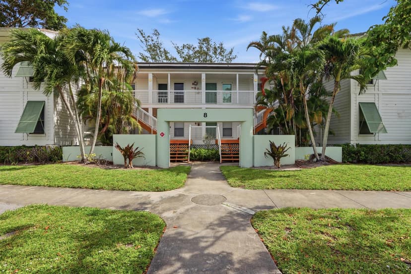 250 Cypress Point Drive, Palm Beach Gardens FL 33418