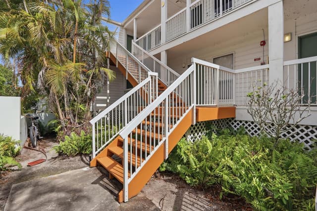 250 Cypress Point Drive, Palm Beach Gardens FL 33418 - Palm Beach Gardens, FL - Photo 4