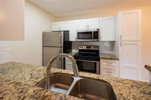 2906 S University Drive # 10104, Davie FL 33328 - Davie, FL - Photo 2