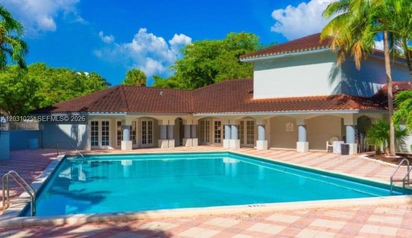 8215 SW 152nd Ave # 307, Miami FL 33193