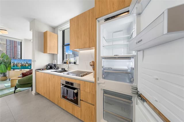 11 NE 6th St # 301, Miami FL 33132 - Miami, FL - Photo 7