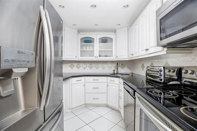 20301 W Country Club Dr # 2228, Aventura FL 33180 - Aventura, FL - Photo 5