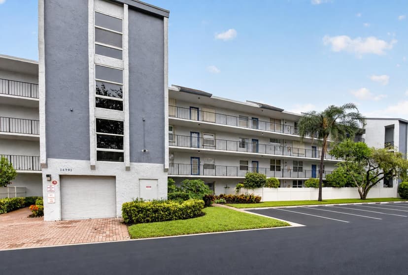 14701 Cumberland Drive # 2080, Delray Beach FL 33446