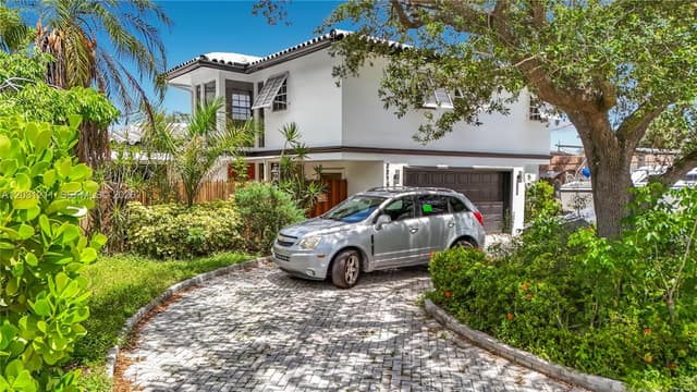 2216 NE 18th Ave, Wilton Manors FL 33305 - Wilton Manors, FL - Photo 2