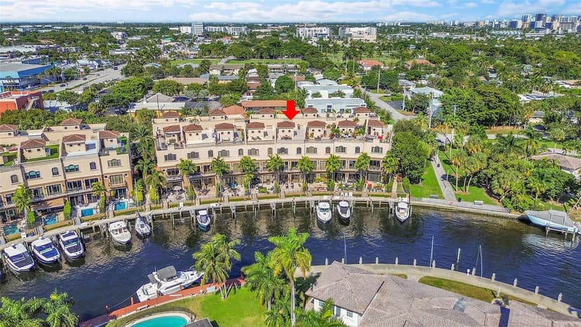 2254 SE 7th Street, Pompano Beach FL 33062
