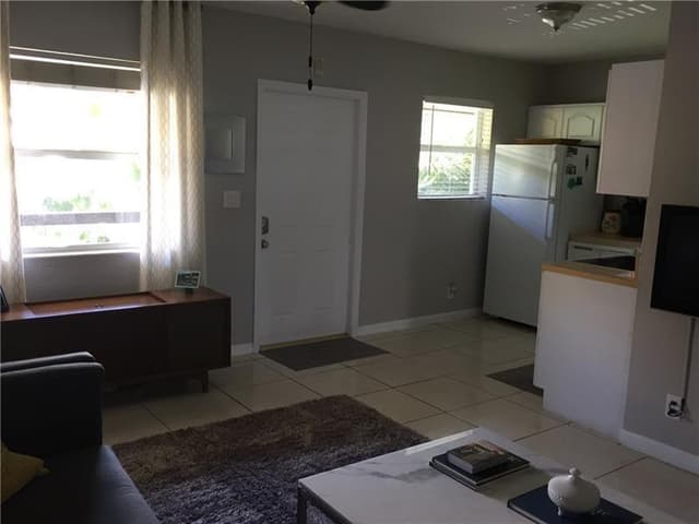 2741 NE 8th Avenue # 14, Wilton Manors FL 33334 - Wilton Manors, FL - Photo 6