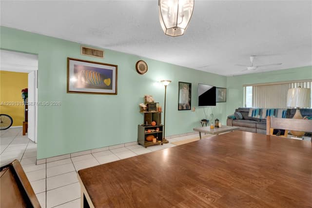1200 Tallwood Ave # 202, Hollywood FL 33021 - Hollywood, FL - Photo 5