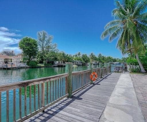 4011 N Meridian Ave # 35, Miami Beach FL 33140
