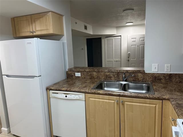 529 E Sheridan Street # 1081, Dania Beach FL 33004 - Dania Beach, FL - Photo 6