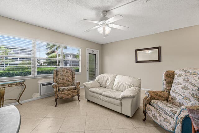 175 Suffolk E, Boca Raton FL 33434 - Boca Raton, FL - Photo 7