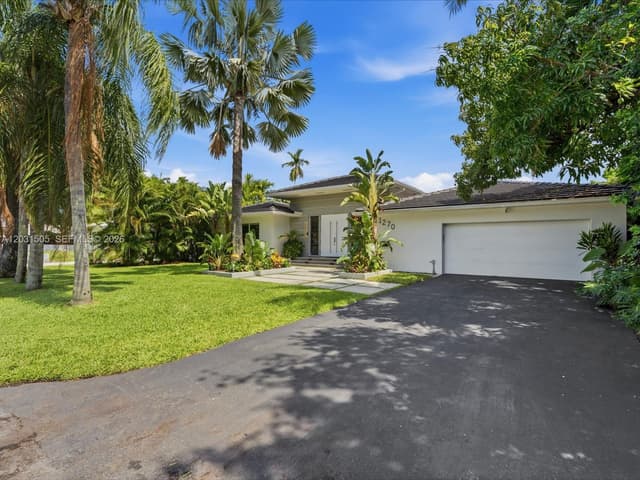 1270 NE 97th St, Miami Shores FL 33138 - Miami Shores, FL - Photo 3