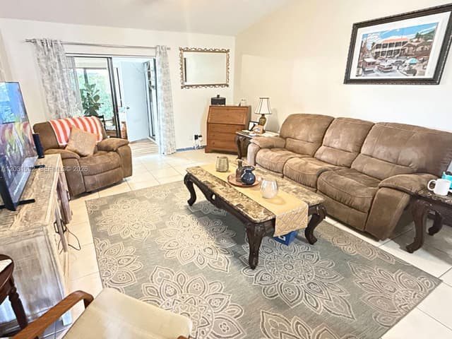 2640 W Gately Dr W # 202, West Palm Beach FL 33415 - West Palm Beach, FL - Photo 3