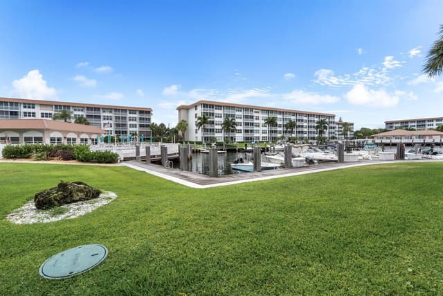 911 Gardenia Drive # 153, Delray Beach FL 33483 - Delray Beach, FL - Photo 6