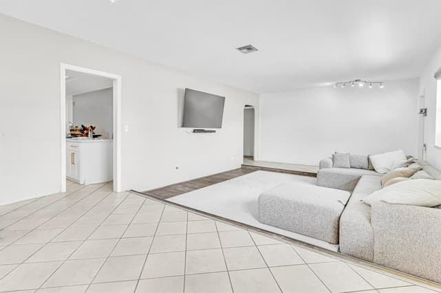 2200 N 47th Avenue, Hollywood FL 33021 - Hollywood, FL - Photo 4