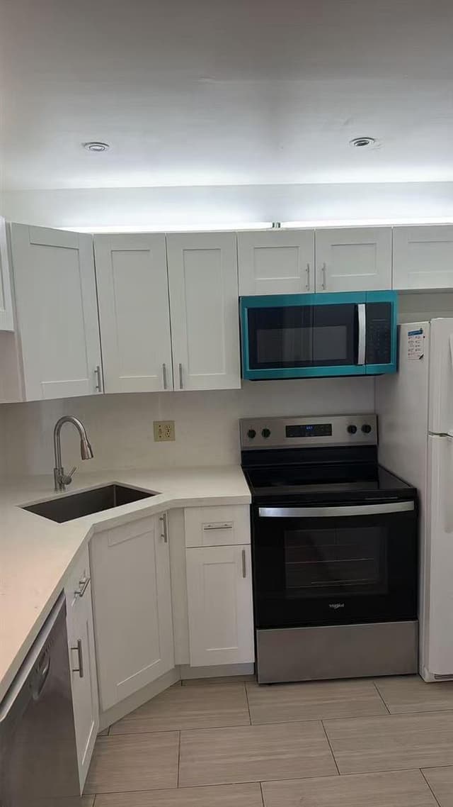 1113 Green Pine Boulevard # B3, West Palm Beach FL 33409 - West Palm Beach, FL - Photo 2