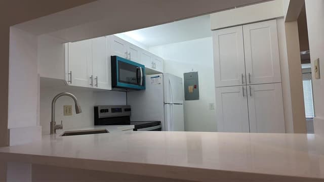 1113 Green Pine Boulevard # B3, West Palm Beach FL 33409 - West Palm Beach, FL - Photo 3