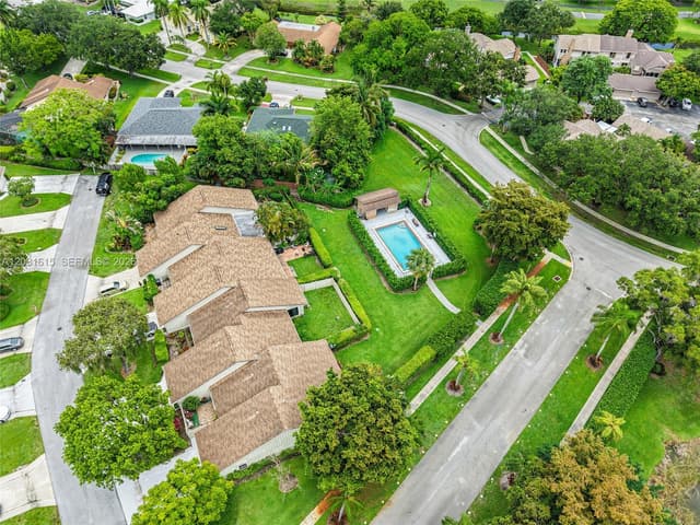 11870 Donlin Dr, Wellington FL 33414 - Wellington, FL - Photo 6