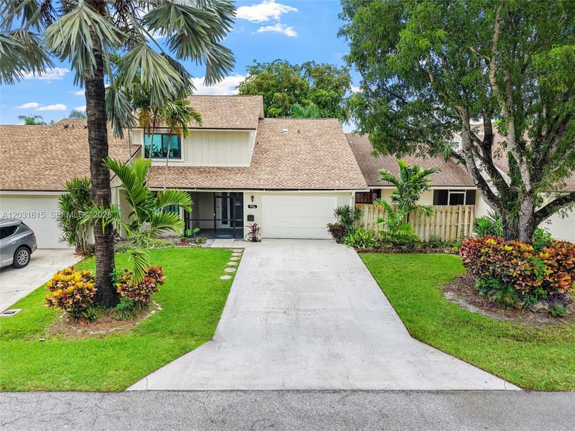 11870 Donlin Dr, Wellington FL 33414