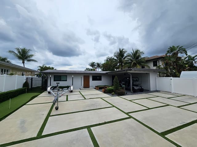 2543 Gulfstream Ln, Fort Lauderdale FL 33312 - Fort Lauderdale, FL - Photo 3
