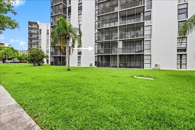 3101 N Country Club Dr # 209, Aventura FL 33180 - Aventura, FL - Photo 3