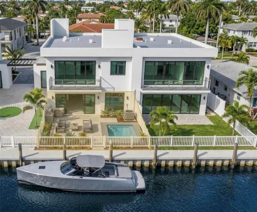 4636 SW 32nd Ave # C2, Dania Beach FL 33312