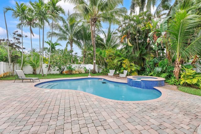 2501 NE 26th Terrace, Fort Lauderdale FL 33305 - Fort Lauderdale, FL - Photo 7