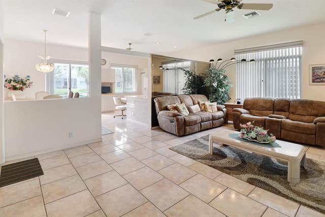5006 Heron Court, Coconut Creek FL 33073 - Coconut Creek, FL - Photo 7