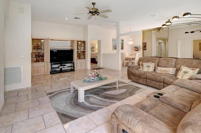 5006 Heron Court, Coconut Creek FL 33073 - Coconut Creek, FL - Photo 3