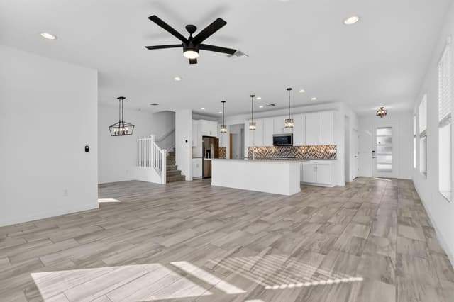 8792 Antarus Drive, Lake Worth FL 33467 - Lake Worth, FL - Photo 6