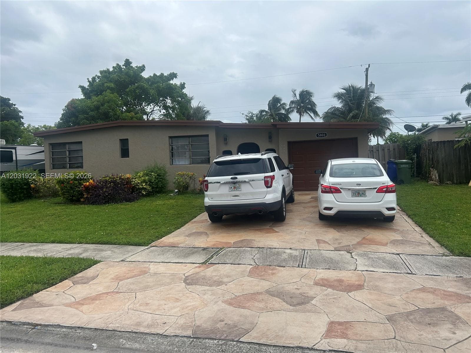 5808 NW 20th St, Margate FL 33063