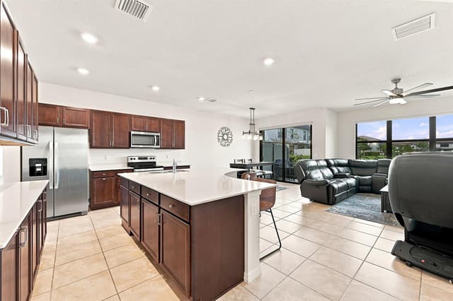 4480 W Appleton Cir W, Oakland Park FL 33309 - Oakland Park, FL - Photo 6