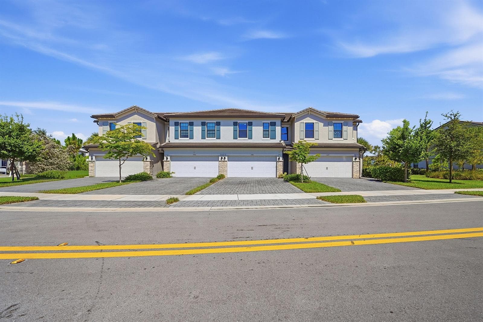 4480 W Appleton Cir W, Oakland Park FL 33309 - Oakland Park, FL - Photo 1