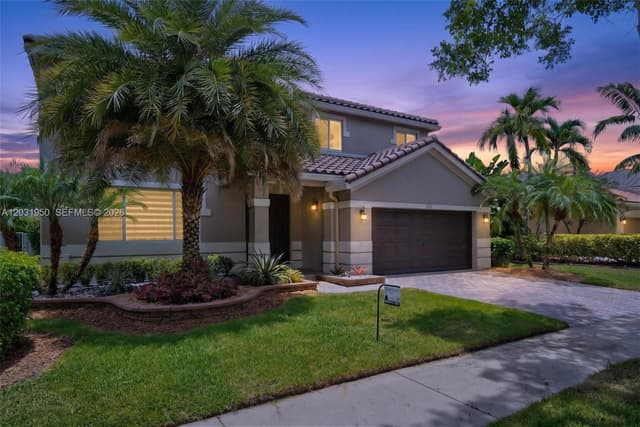 830 Hawthorn Ter, Weston FL 33327 - Weston, FL - Photo 2