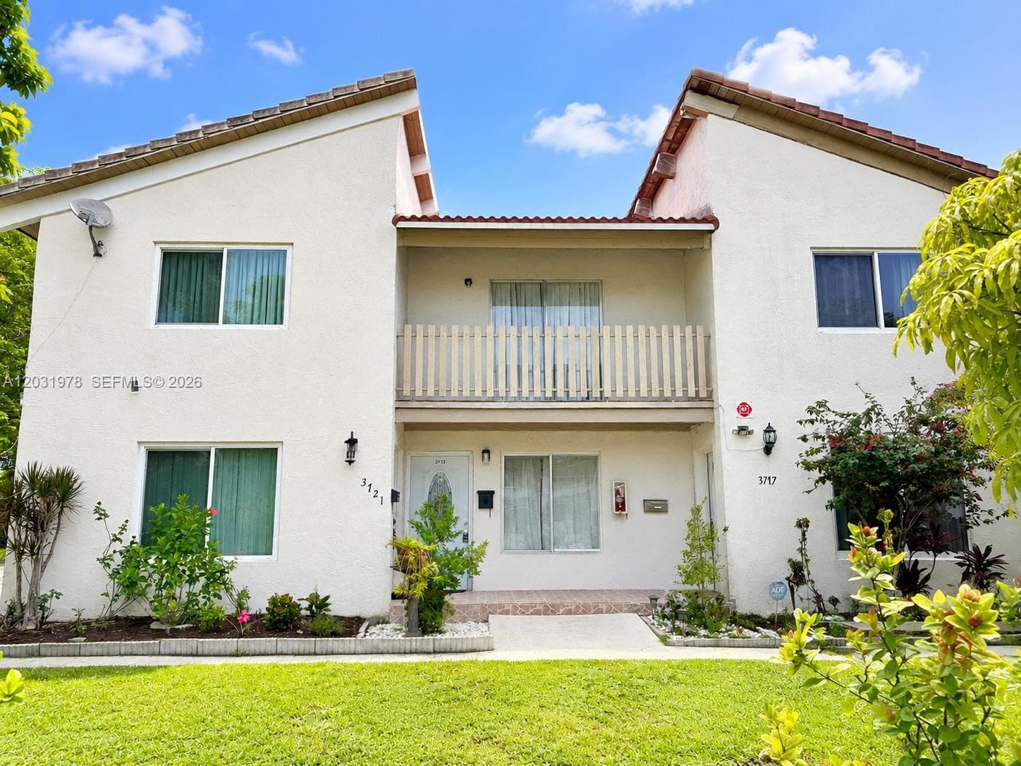 3719 Riverside Dr, Coral Springs FL 33065 - Coral Springs, FL - Photo 1