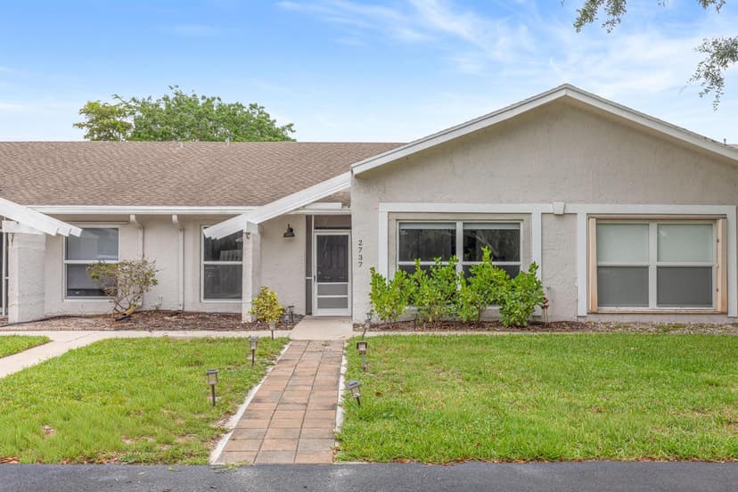 2737 Zorno Way, Delray Beach FL 33445
