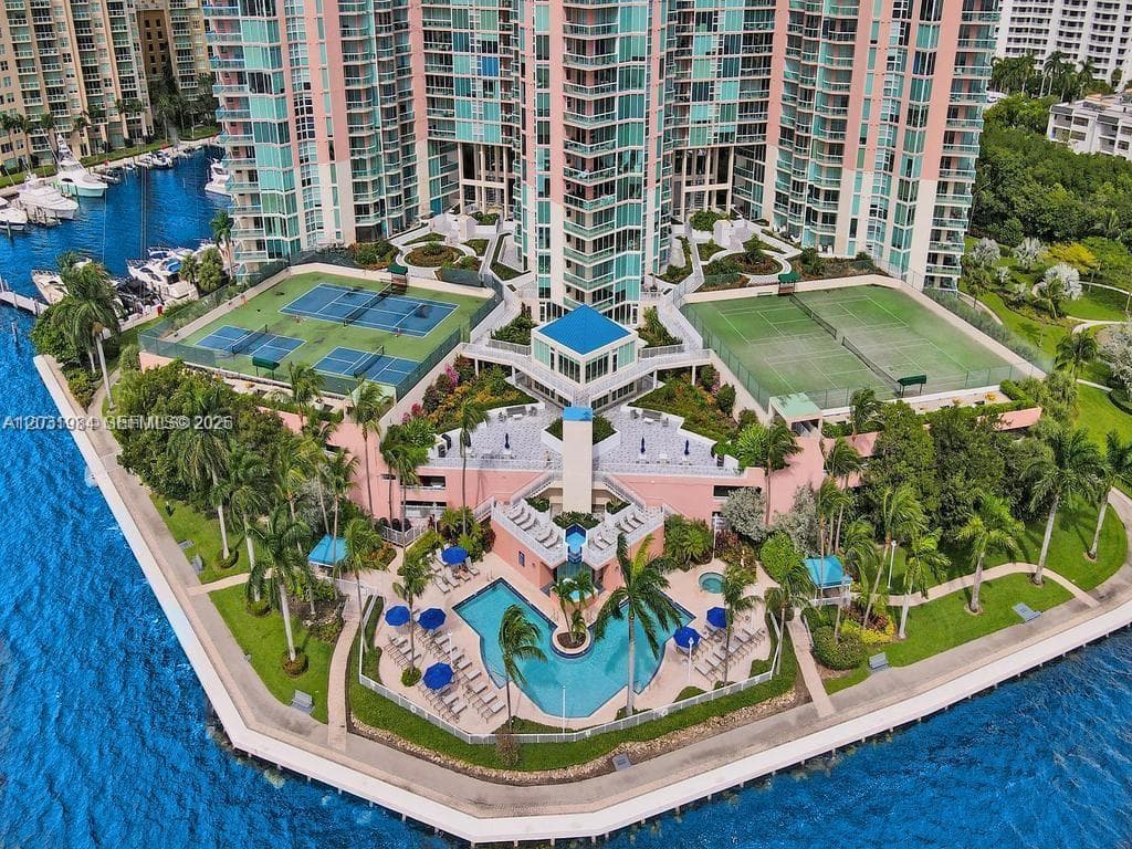 3370 Hidden Bay Dr # 1205, Aventura FL 33180 - Aventura, FL - Photo 1