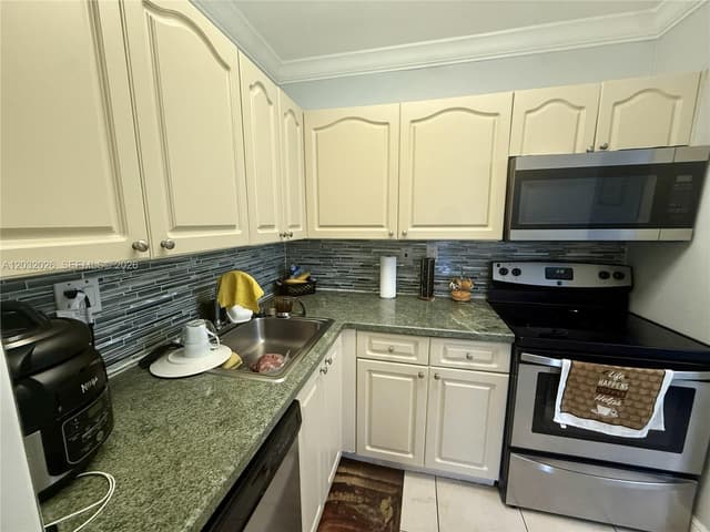 10413 N Kendall Dr # B208, Miami FL 33176 - Miami, FL - Photo 6