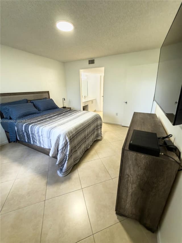 1200 SW 137th Ave # 305E, Pembroke Pines FL 33027 - Pembroke Pines, FL - Photo 7