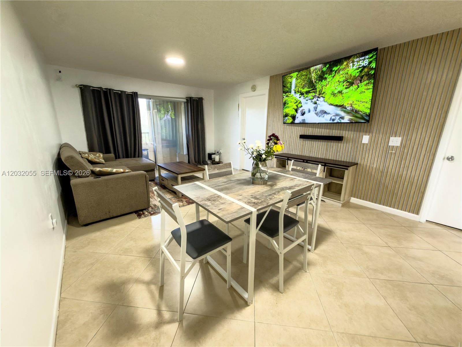 1200 SW 137th Ave # 305E, Pembroke Pines FL 33027 - Pembroke Pines, FL - Photo 1
