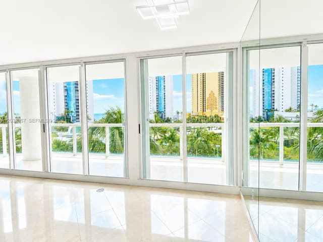 16400 Collins Ave # 542, Sunny Isles Beach FL 33160 - Sunny Isles Beach, FL - Photo 5