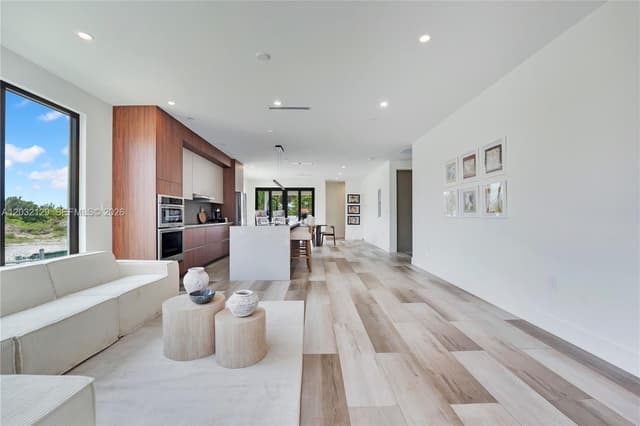 2665 Johnson St, Hollywood FL 33020 - Hollywood, FL - Photo 5