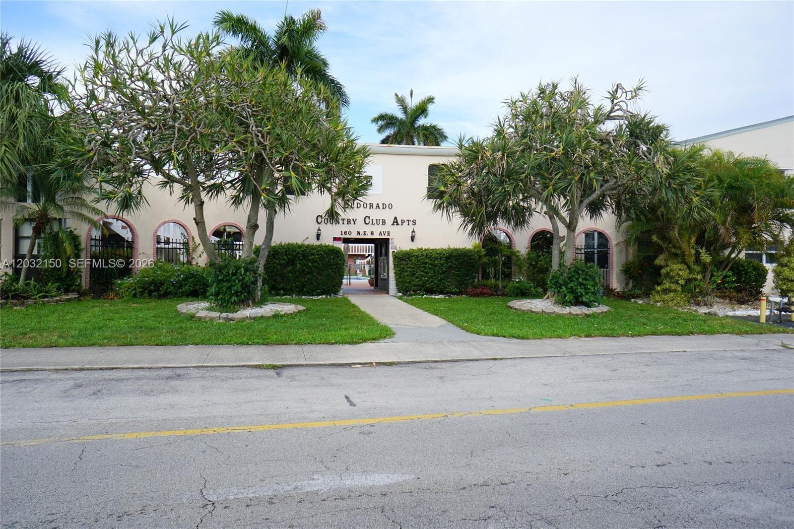 160 NE 8th Ave # 25A, Hallandale Beach FL 33009